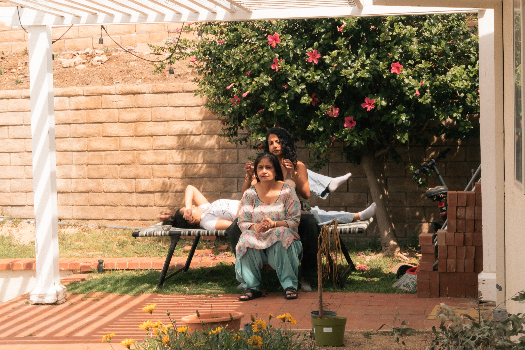 Mother Tongue behind the scenes 1